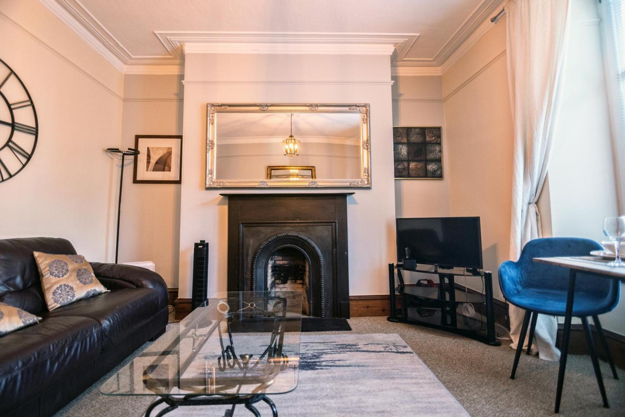 Summit Apartment - Cozy Aberdeen West End Flat Prime Location - Perfect For Short Or Long Stay - 1 Bedroom Luaran gambar